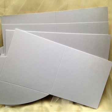 DIY Pocketfold Invitations