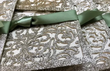 Glitter Pocket Wedding Invitations – Gold – OUT OF STOCK
