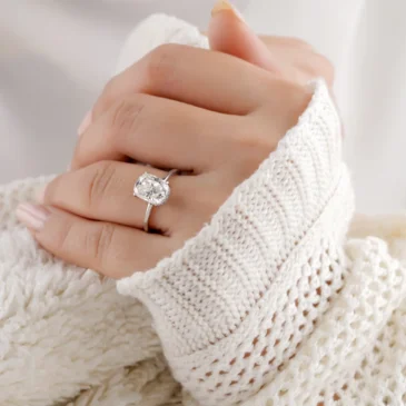 Check out our handy tips for choosing an Engagement Ring