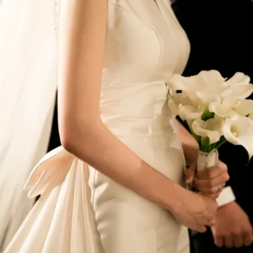 Crafting the Perfect Wedding Invitation: A Guide
