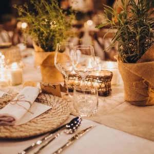 The Ultimate Guide to Menu RSVP Cards and Personalised Menu Cards for Your Wedding: 